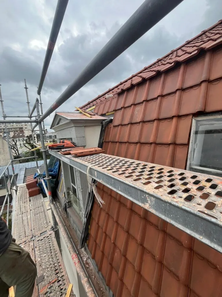 Mise hors d'eau d'une toiture